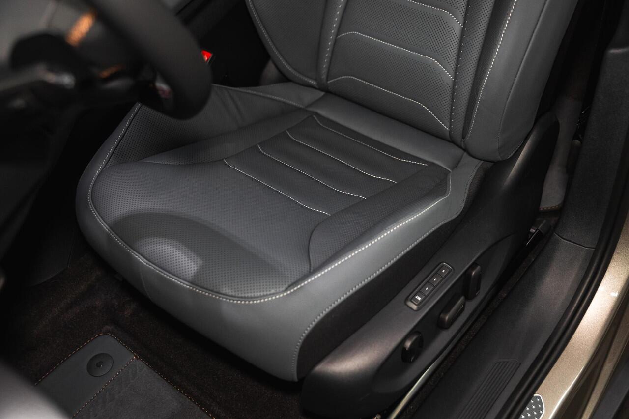 Cupra Tavascan VZ Extreme 82 kWh | 360 camera | Head-up display | Matrix LED | Sennheiser sound | Sabelt CUP stoelen | Leder | Stoelverwarming en ventilatie | Travel Assist