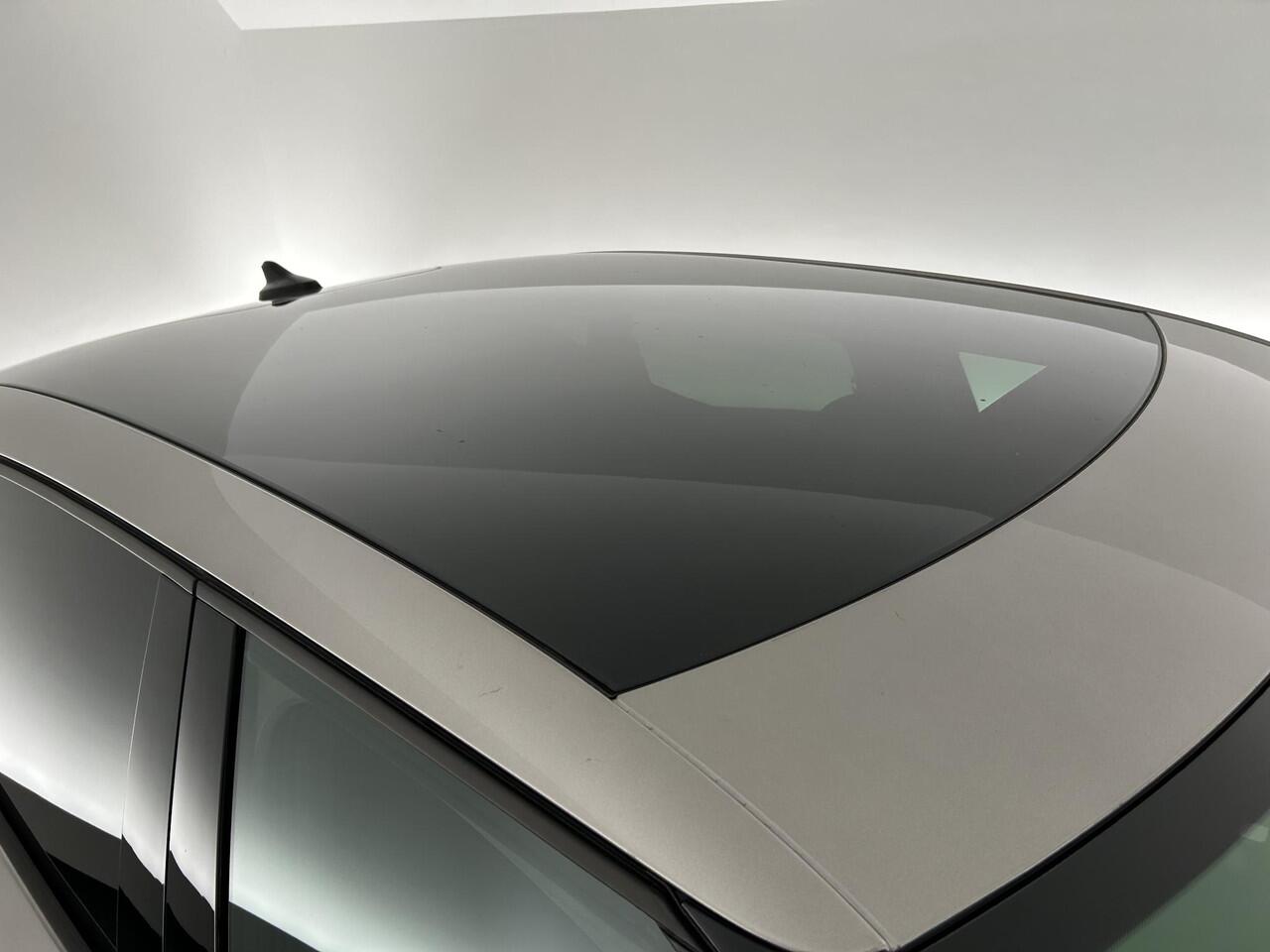 Cupra Tavascan 340pk VZ Adrenaline 82 kWh Trekhaak Warmtepomp Panoramadak Head-Up Sennheiser Memory 360Camera Keyless Virtual Cockpit Navigatie