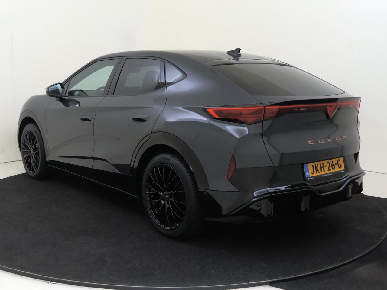 Cupra Tavascan Business 82 kWh | Achteruitrijcamera | Navigatie | Adapt. Cruise Control | Dodehoek sensor | Stoelverwarming | Carplay