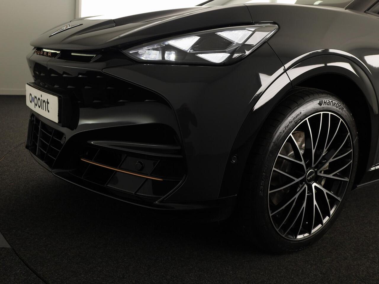 Cupra Tavascan Business 82 kWh 282PK | Adaptieve Cruise Control | Warmtepomp | 21 Inch Velg | Navigatie | Elektrische Achterklep |