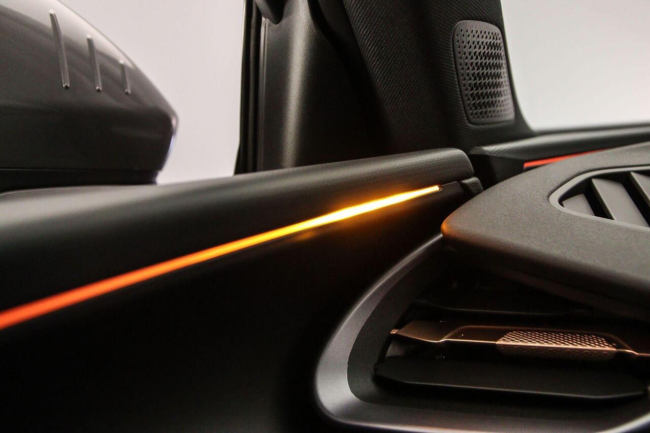 Cupra Terramar VZ Performance 1.5 TSI e-Hybrid 272pk DSG Automaat Panoramadak, Lederen bekleding, 360 camera, Adaptive cruise control, Trekhaak, Navigatie, Sennheiser Audio, LED matrix verlichting