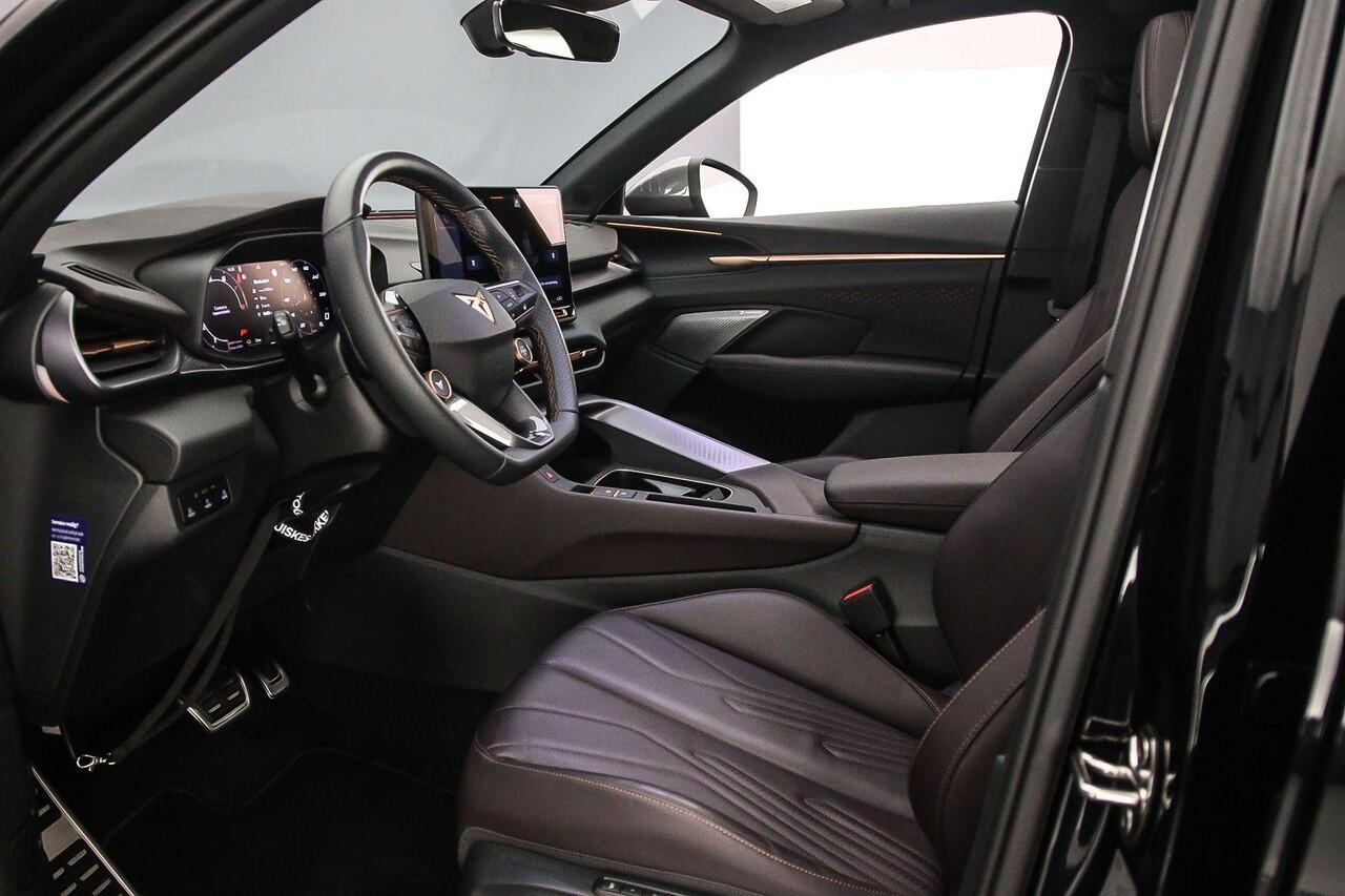 Cupra Terramar VZ Performance 1.5 TSI e-Hybrid 272pk DSG Automaat Panoramadak, Lederen bekleding, 360 camera, Adaptive cruise control, Trekhaak, Navigatie, Sennheiser Audio, LED matrix verlichting