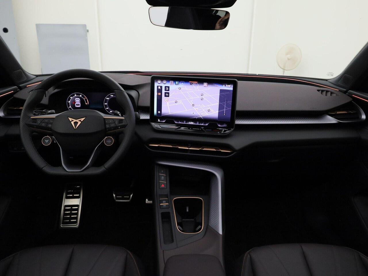 Cupra Terramar 1.5 TSIe-Hybrid 200kW/272PK VZ America s CUP DSG · Panoramadak · Leder · Android/Apple · Garantie tot oktober 2026