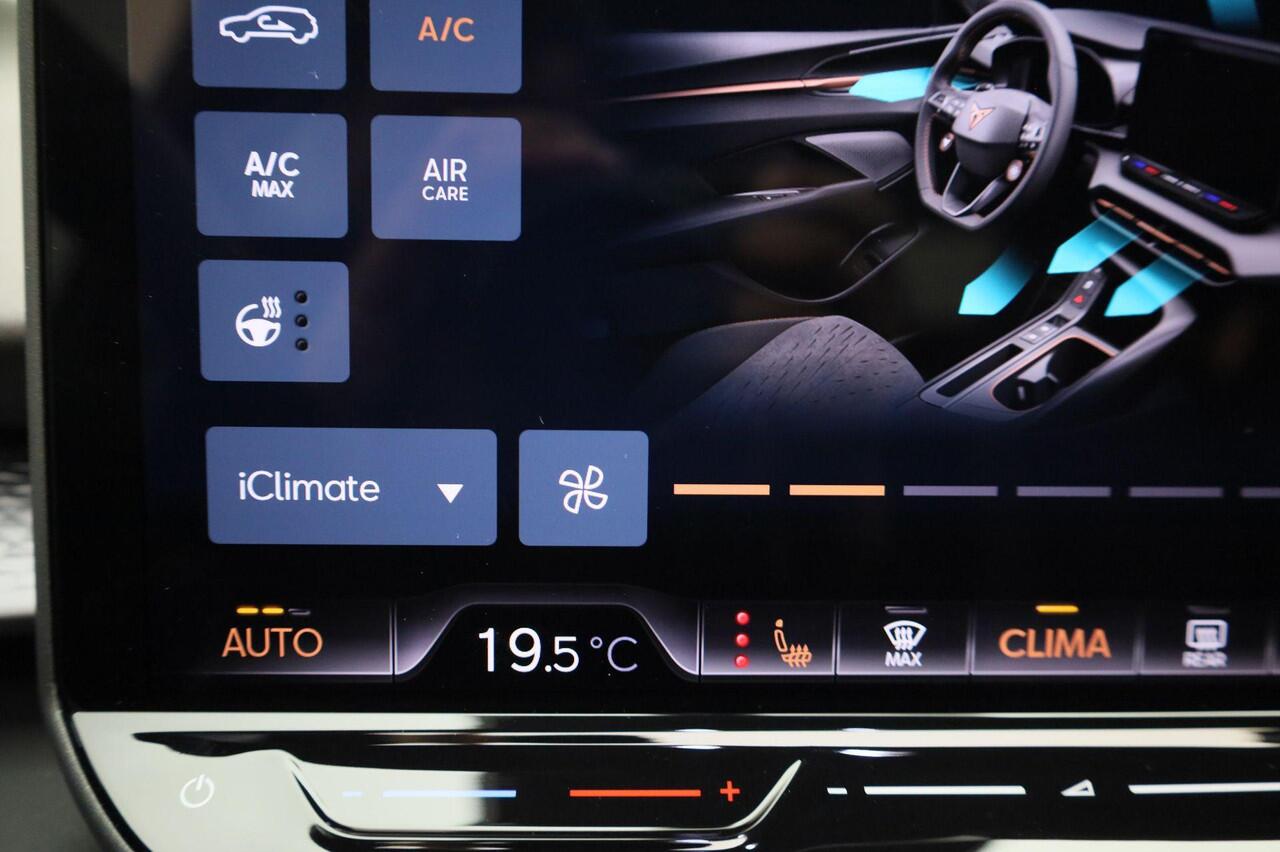 Cupra Terramar 1.5 TSIe-Hybrid 200kW/272PK VZ America s CUP DSG · Panoramadak · Leder · Android/Apple · Garantie tot oktober 2026