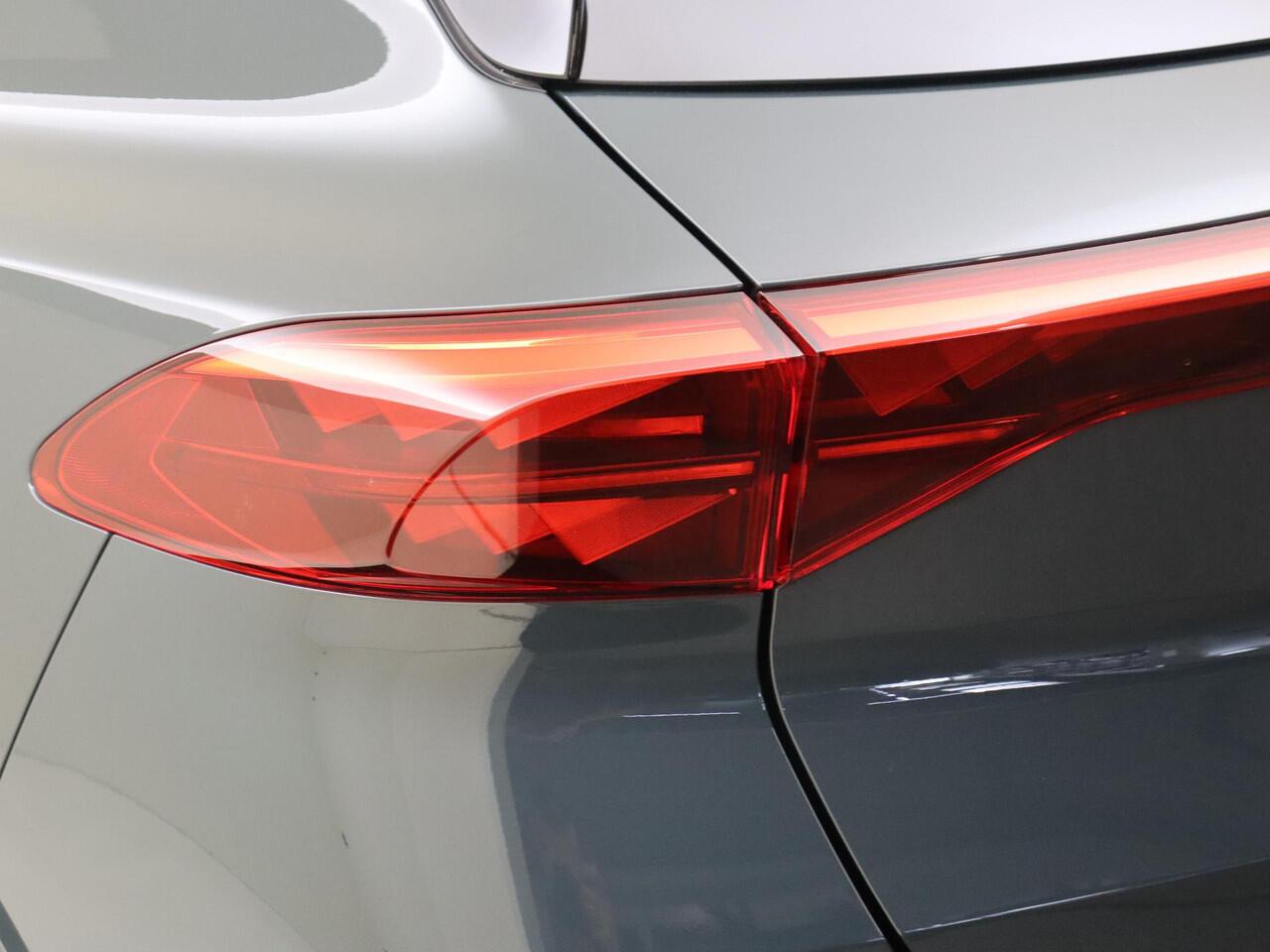 Cupra Terramar 1.5 TSI e-Hybrid VZ Performance | Panoramadak | 360 camera | Sennheiser audio | Head-up display | Parkeerasisstent | Dodehoek detectie | Keyless |