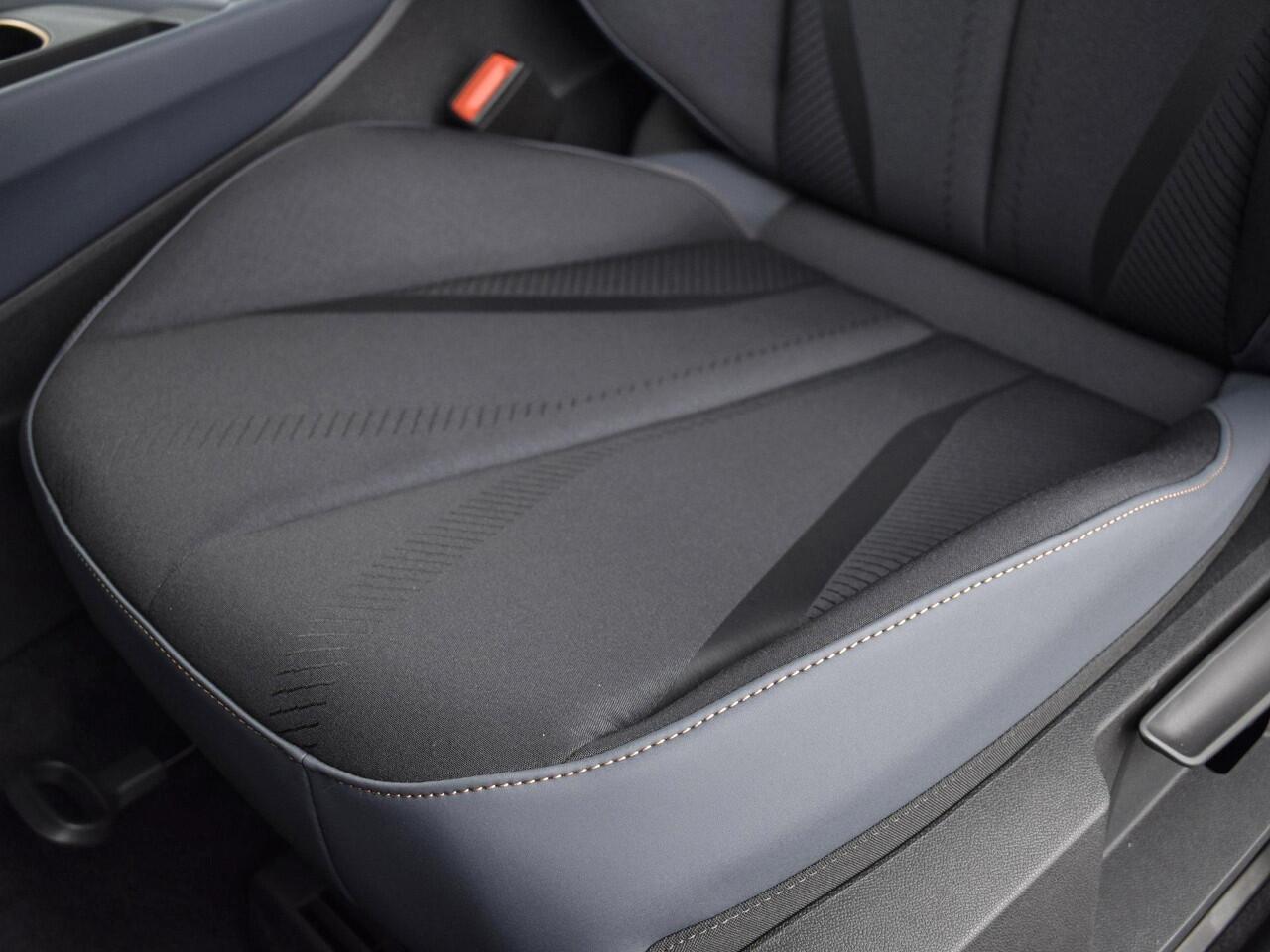 Cupra Terramar 1.5 TSI 150pk DSG Business · Panoramadak · Camera · Keyless · Apple/Android Car Play · Elek. Trekhaak · Elek. Achterklep · 18'' Inch · Garantie t/m 17-06-2027