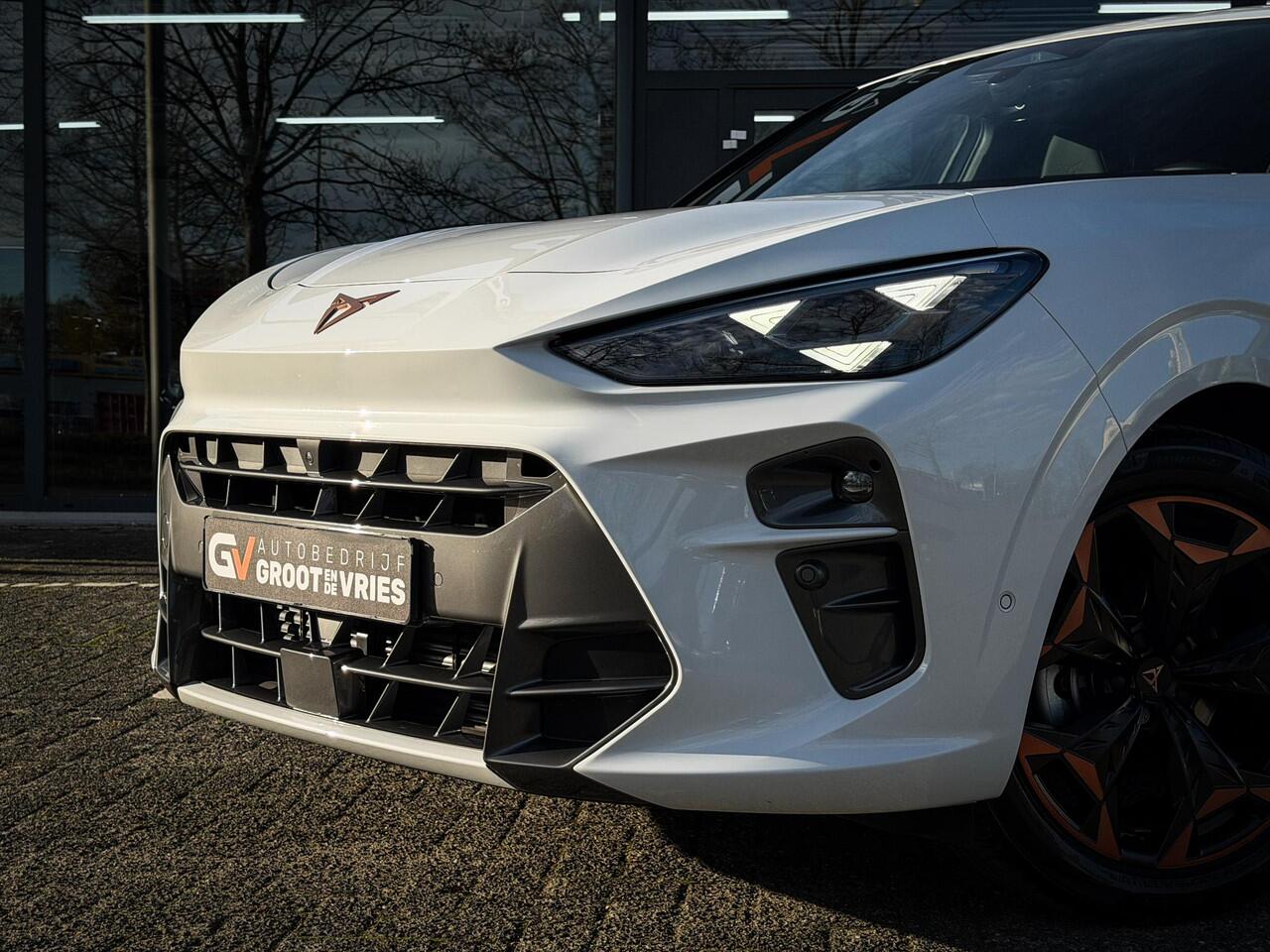 Cupra Terramar 1.5 TSI e-Hybrid Business 360 camera|Matrix LED|Sport-kuipstoelen|Memory