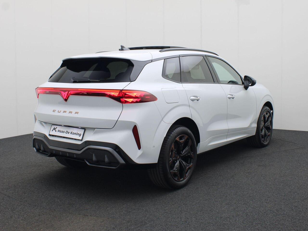 Cupra Terramar 1.5 TSIe-Hybrid 200kW/272PK VZ Performance · Panoramadak · Trekhaak · Camera + Parkeersensoren · Garantie tot juni 2027