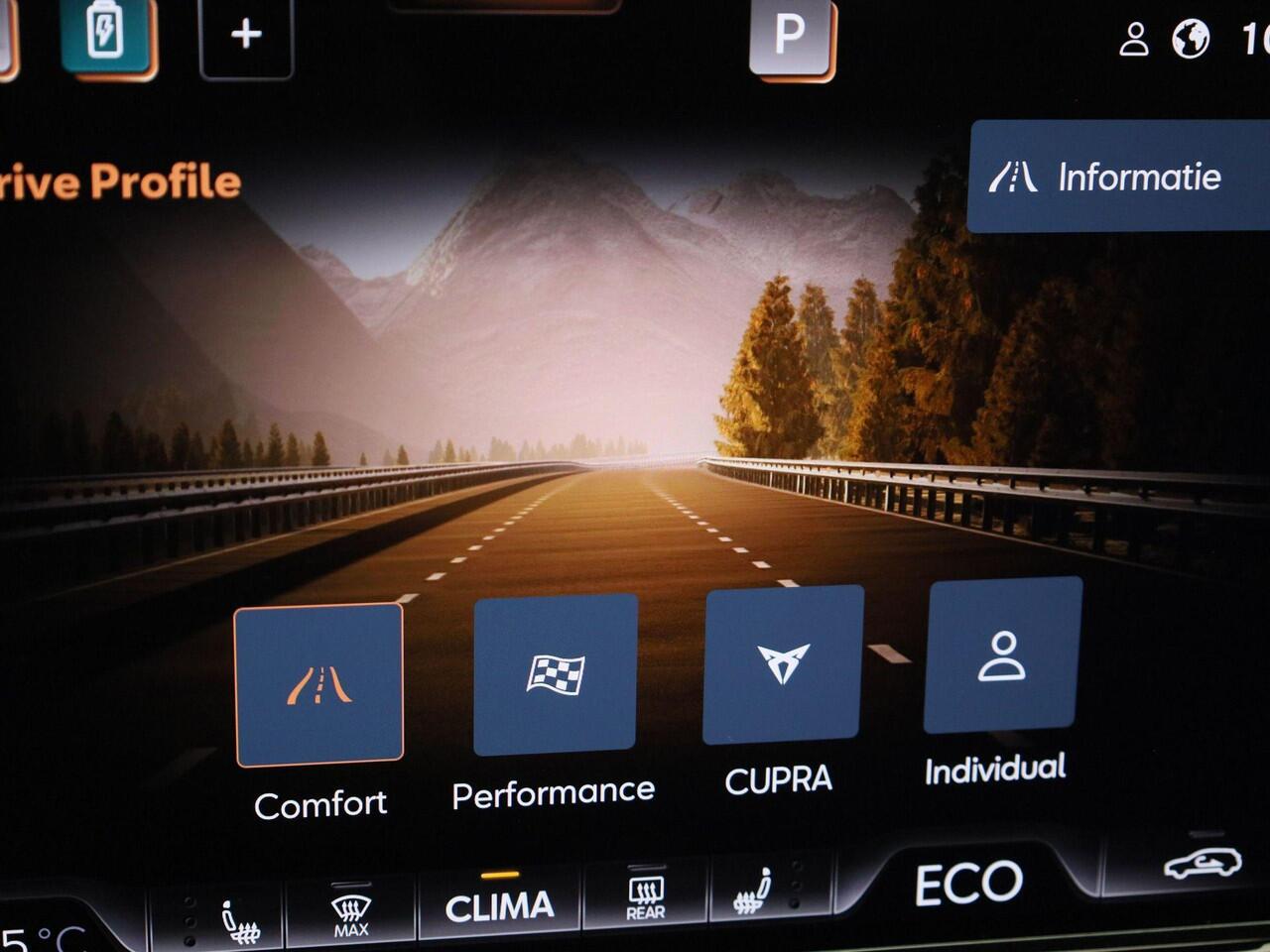 Cupra Terramar 1.5 TSIe-Hybrid 200kW/272PK VZ Performance · Panoramadak · Trekhaak · Camera + Parkeersensoren · Garantie tot juni 2027