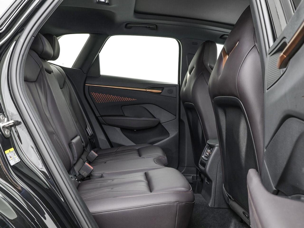 Cupra Terramar 1.5 TSI 272pk DSG e-Hybrid VZ Performance · 360 Camera · Panoramadak · SENNHEISER Audio · Leder · Elek. Voorstoelen · Head-Up · Keyless · 20'' Inch ·