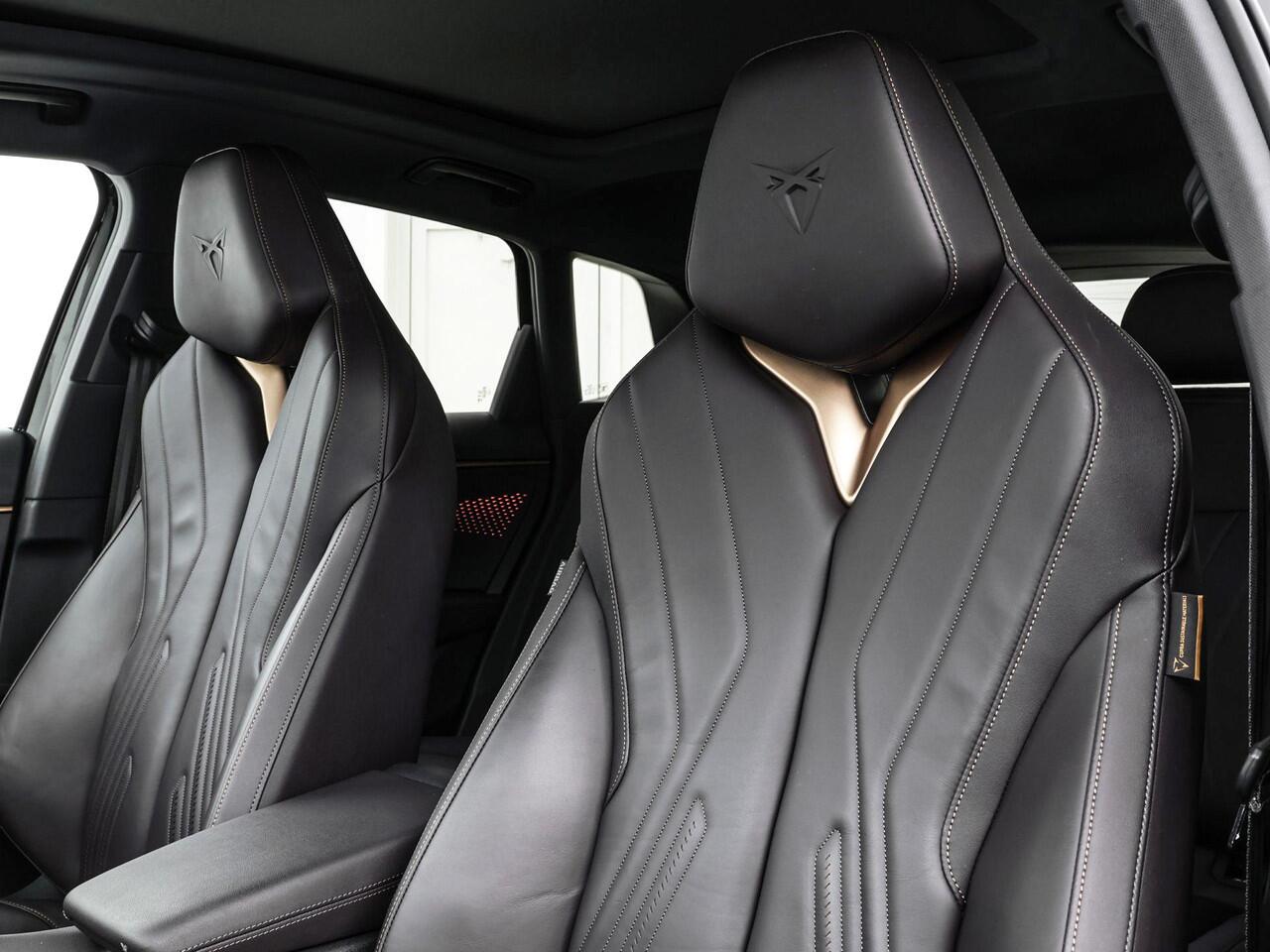 Cupra Terramar 1.5 TSI 272pk DSG e-Hybrid VZ Performance · 360 Camera · Panoramadak · SENNHEISER Audio · Leder · Elek. Voorstoelen · Head-Up · Keyless · 20'' Inch ·