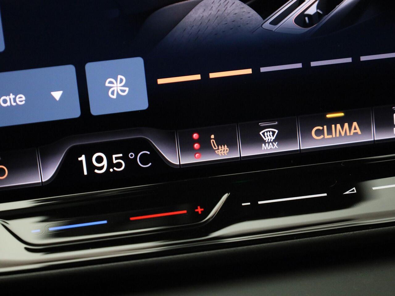 Cupra Terramar 1.5TSIe-Hybrid 200kW/272PK VZ America s CUP · Panoramadak · Leder · 360°Camera + Parkeersensoren · Garantie t/m 26-06-2027