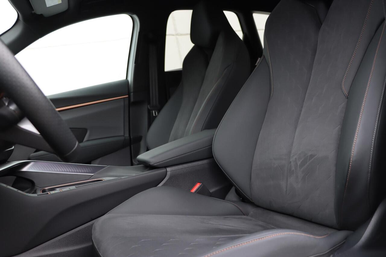 Cupra Terramar 1.5 TSI eHybrid Business 204pk DSG6 | HUD | 360 camera | Memory | SOH 100%