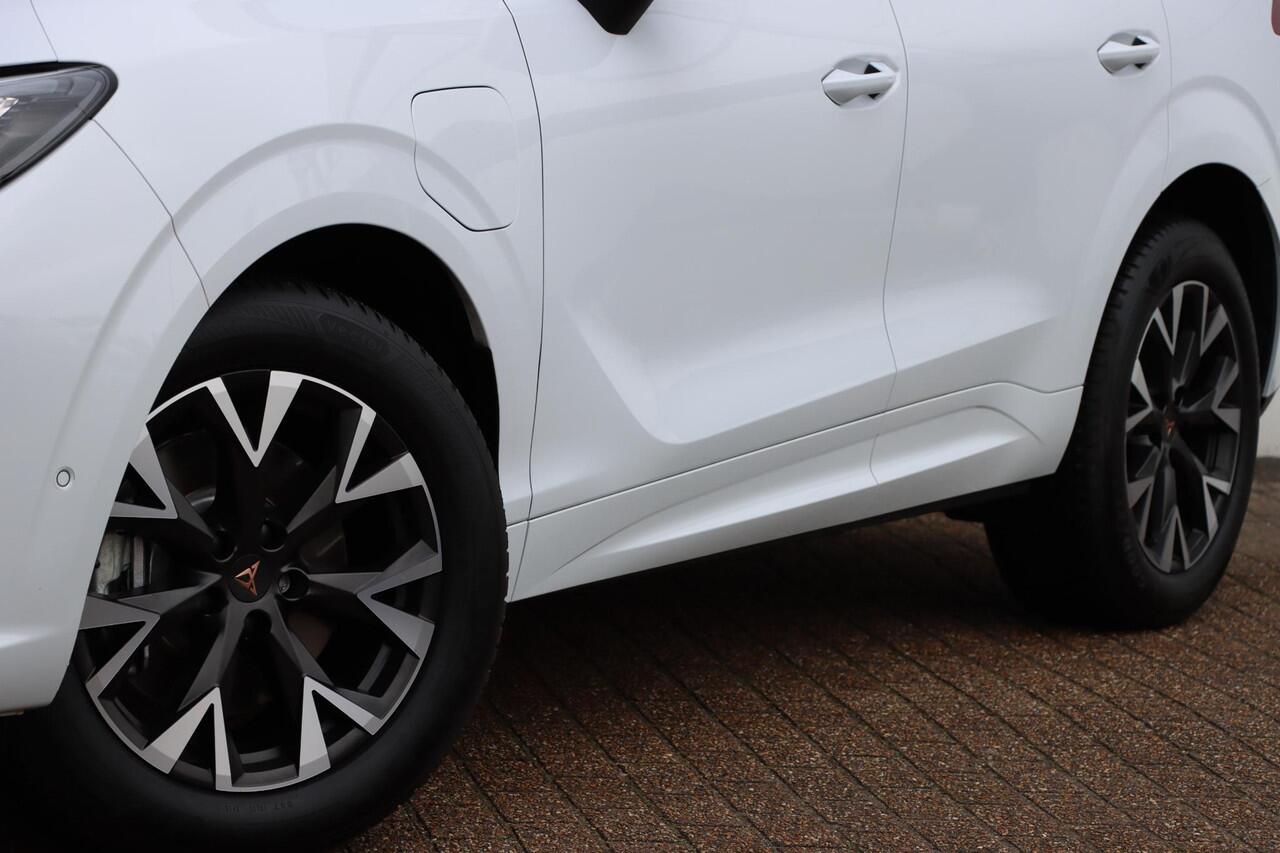 Cupra Terramar 1.5 TSI eHybrid Business 204pk DSG6 | HUD | 360 camera | Memory | SOH 100%