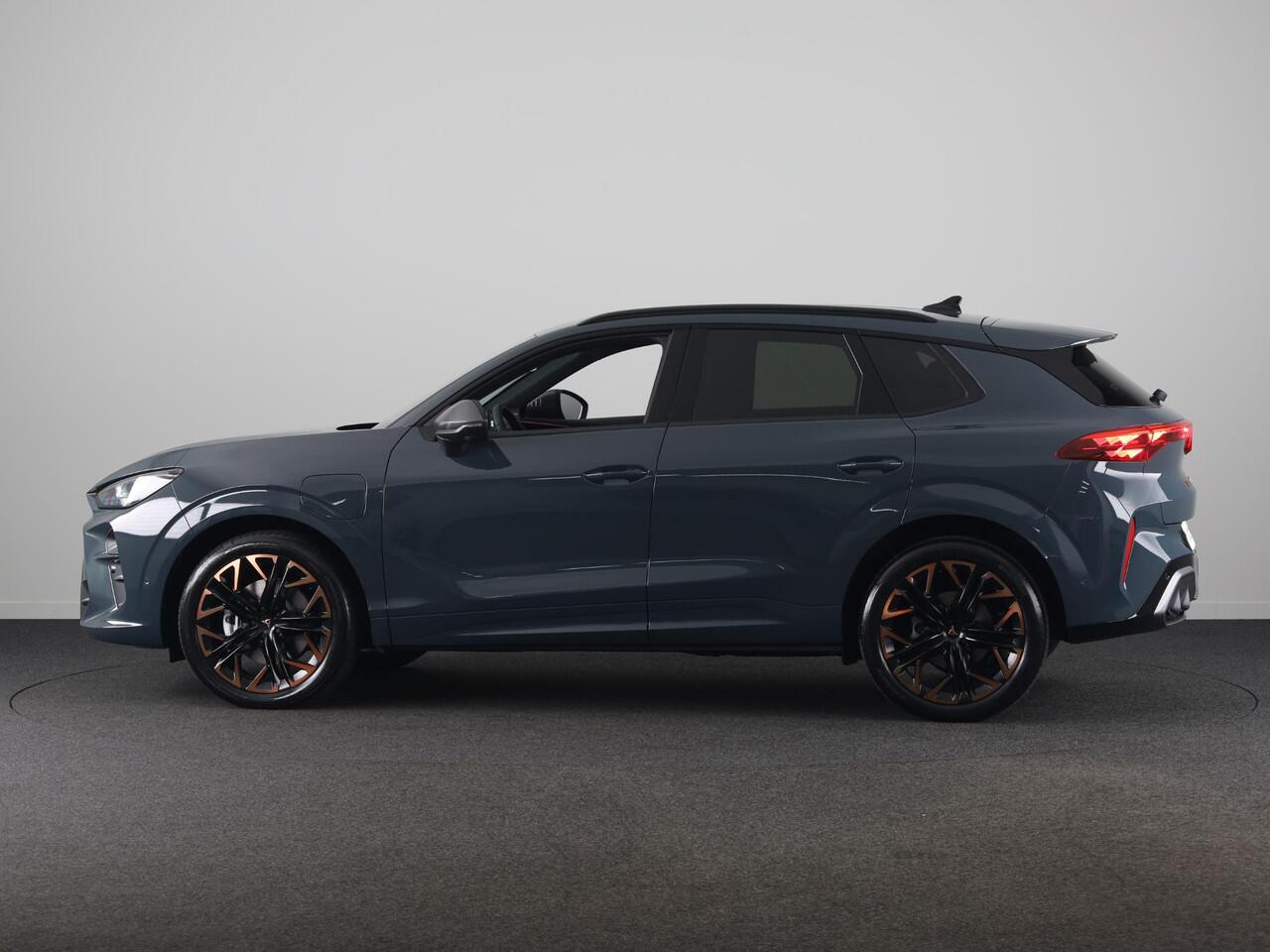 Cupra Terramar 1.5 TSI e-Hybrid Business 201PK | 20 Inch | Sennheiser | Elektrisch verstelbare voorstoelen | Head-up Display | 360 Camera | Adaptieve Cruise Control | Keyless Entry |