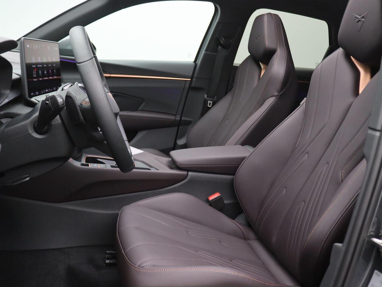 Cupra Terramar 1.5 TSI e-Hybrid VZ Performance 272PK DSG matrix led, Leder, trekhaak, Sennheiser audio, 360gr. camera, head-up display, alarm, elektrisch glazen panorama-dak, winterpakket, adaptive cruise met travel assist, side assist, virtual pedal, keyless, 20" licht