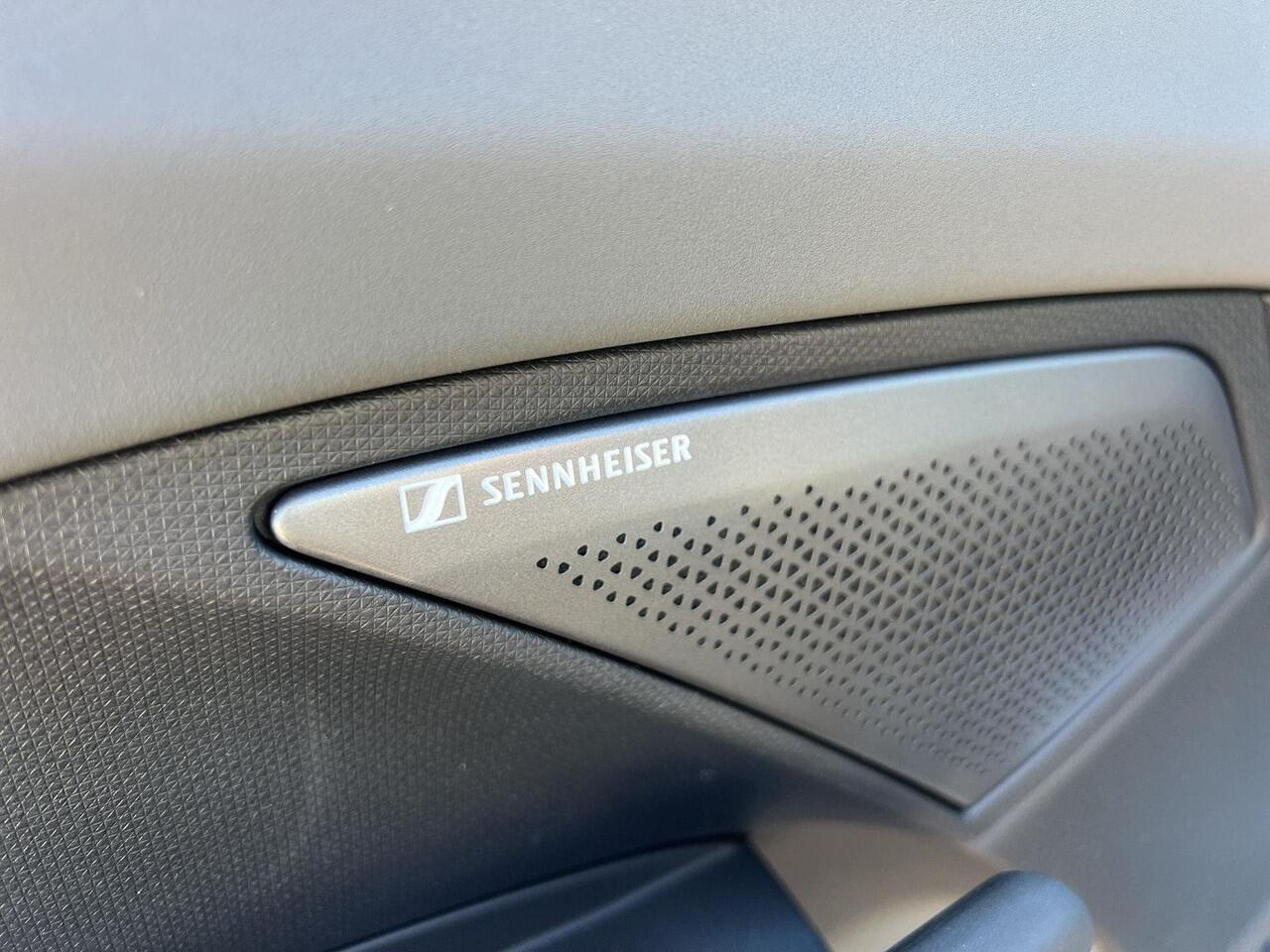 Cupra Terramar 1.5 TSI e-Hybrid VZ Performance | Pano dak | 20" inch | Trekhaak | 272 pk | Sennheiser Audio | HUD | PHEV | Uniek ! |
