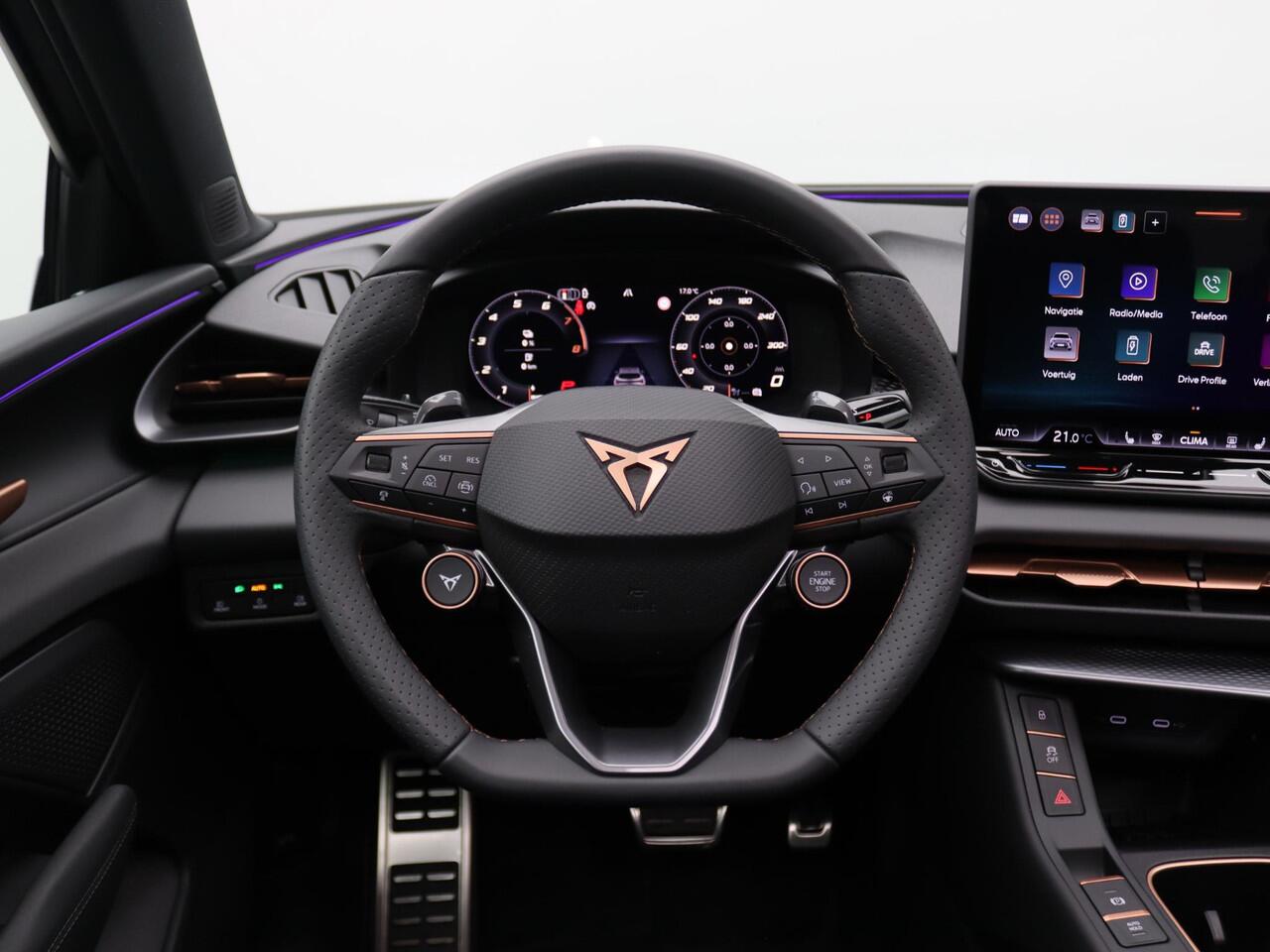 Cupra Terramar 1.5 TSI e-Hybrid VZ Performance 272PK DSG leder, trekhaak, Sennheiser audio, 360gr. camera, head-up display, matrix LED, elektrisch glazen panorama-dak, winterpakket, alarm, adaptive cruise met travel assist, side assist, virtual pedal, keyless, 20" licht