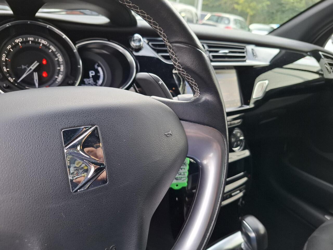 DS DS 3 110 Connected Chic EAT6 Automaat Clima/Navi/Cam