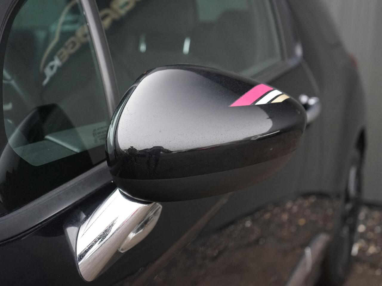 DS DS 3 1.2 PureTech Performance Line Orig. NL / LED / Automaat! / Camera / Climate / 17'' LM velgen / 3D achterlichten