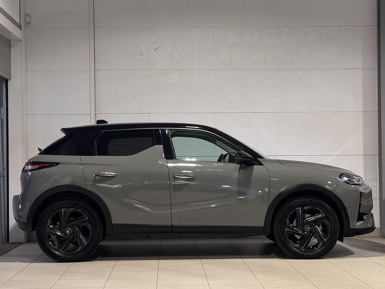 DS DS 3 e-Tense Opéra+ EV 54kWh 156pk | NAPPA LEDER | STOELMASSAGE | 360° CAMERA | HEAD-UP | KEYLESS ENTRY | ADAPTIVE CRUISE | STOELVERW. | DODEHOEKBEW. | NAVI |