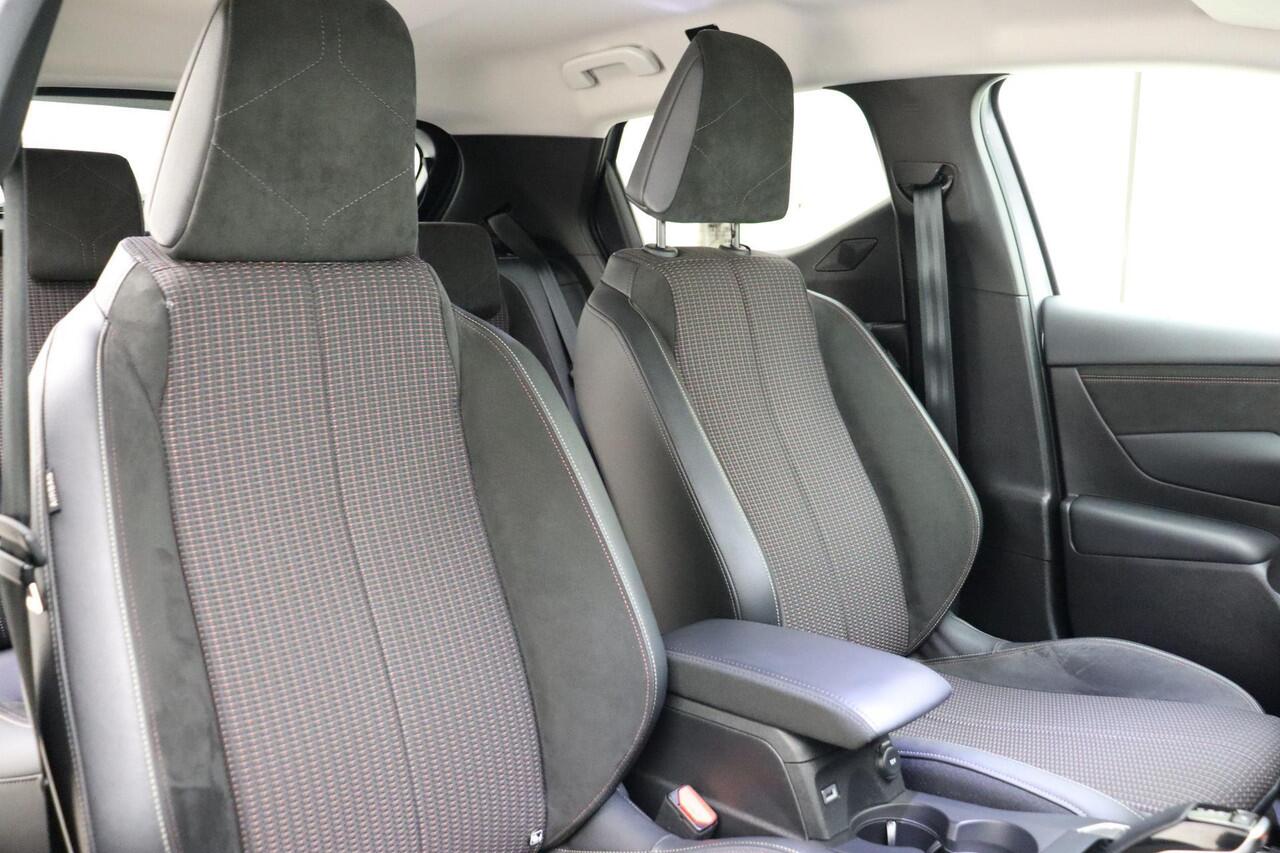 DS DS 3 1.2 PureTech 130pk Performance Line | Automaat | Navigatie | Keyless | Camera | Zwart dak | Climate control | Lichtmetalen velgen