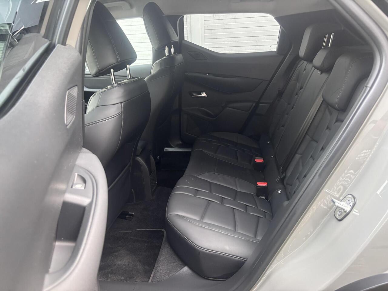 DS DS 3 Opèra 1.2 Turbo 130pk EAT8 | MATRIX LED | SMART KEYLESS | ZWART NAPPA LEDER | TWO-TONE | NAVI | 360° CAMERA | STOELVERW. |