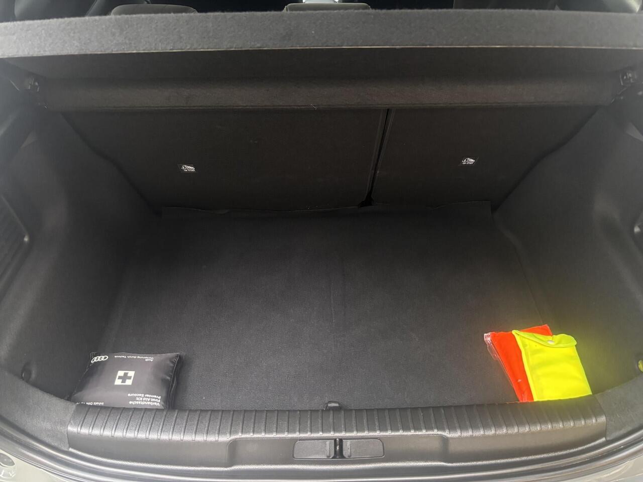 DS DS 3 Opèra 1.2 Turbo 130pk EAT8 | MATRIX LED | SMART KEYLESS | ZWART NAPPA LEDER | TWO-TONE | NAVI | 360° CAMERA | STOELVERW. |