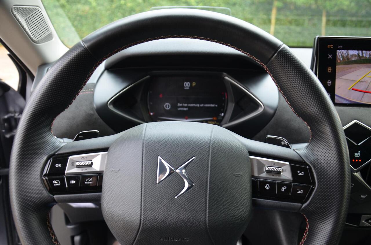 DS DS 3 1.2 PureTech Performance Line Automaat/Navi/Pdc/Ecc/Stoelverwarming/Cruise control adaptief met Stop&Go en stuurhulp/Achteruitrijcamera/Velours/alcantara bekleding