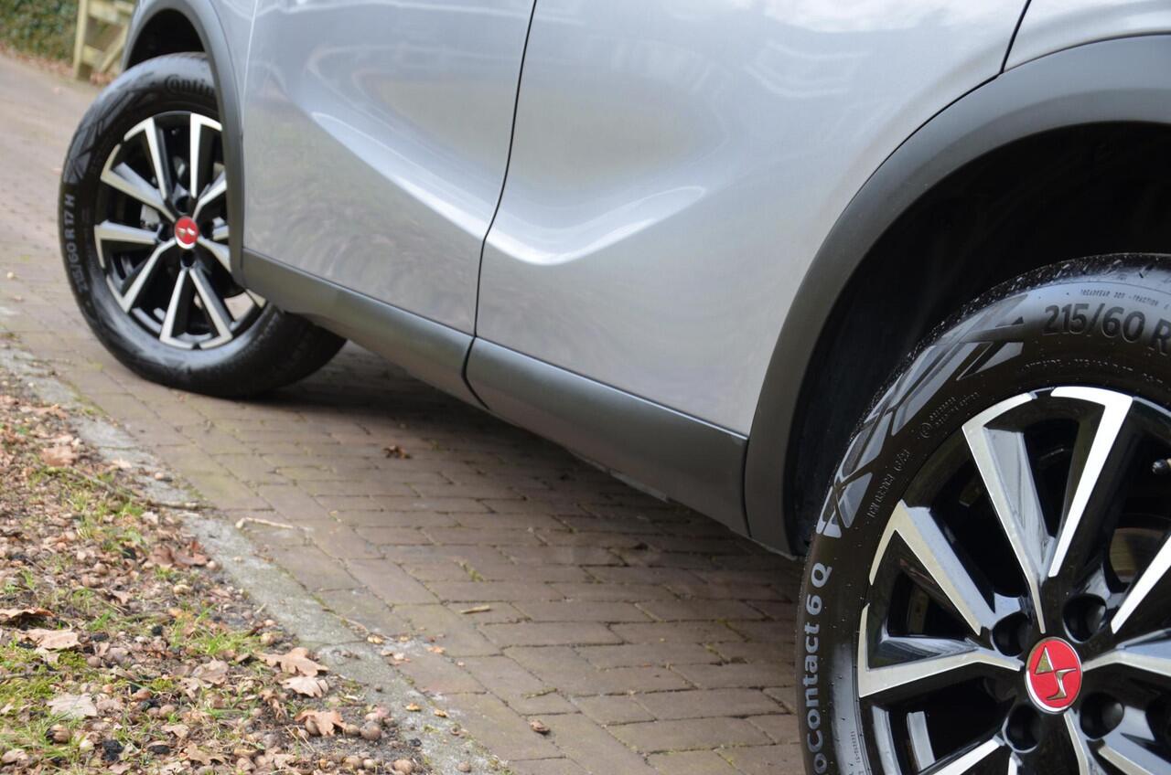 DS DS 3 1.2 PureTech Performance Line Automaat/Navi/Pdc/Ecc/Stoelverwarming/Cruise control adaptief met Stop&Go en stuurhulp/Achteruitrijcamera/Velours/alcantara bekleding