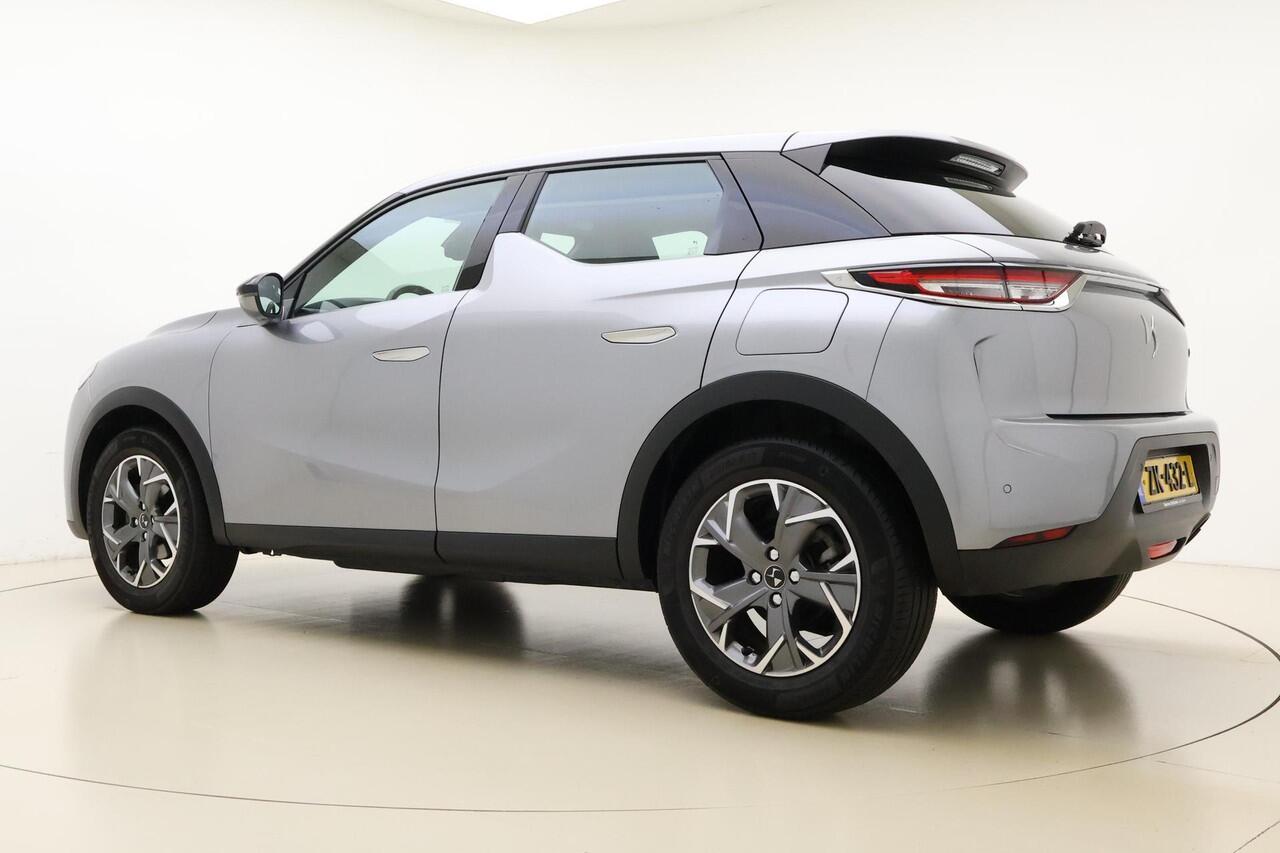 DS DS 3 CROSSBACK 1.2T Business GRATIS TREKHAAK! | Hoge zit | Keyless Entry | Navigatie | Climate Control | Parkeersensoren | Apple Carplay | Android Auto | Lichtmetalen velgen