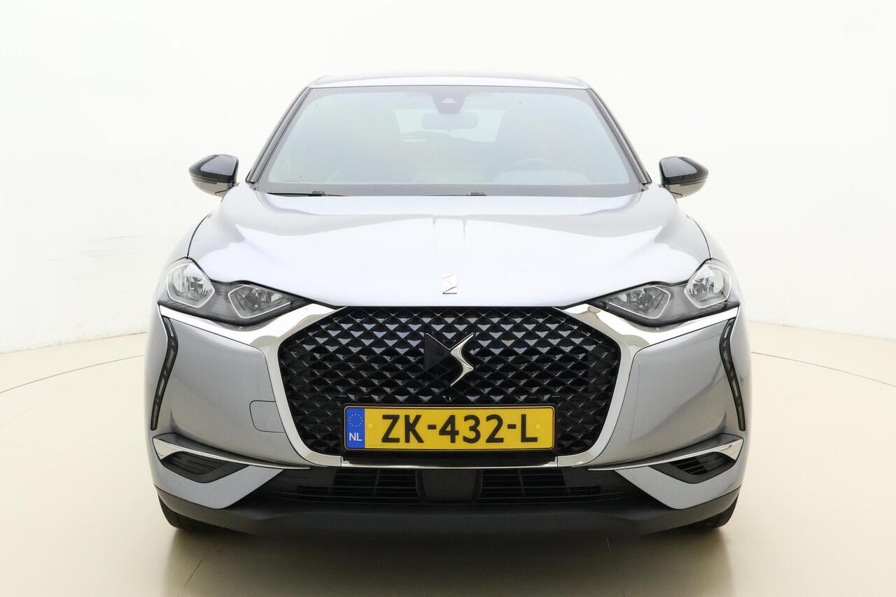 DS DS 3 CROSSBACK 1.2T Business GRATIS TREKHAAK! | Hoge zit | Keyless Entry | Navigatie | Climate Control | Parkeersensoren | Apple Carplay | Android Auto | Lichtmetalen velgen