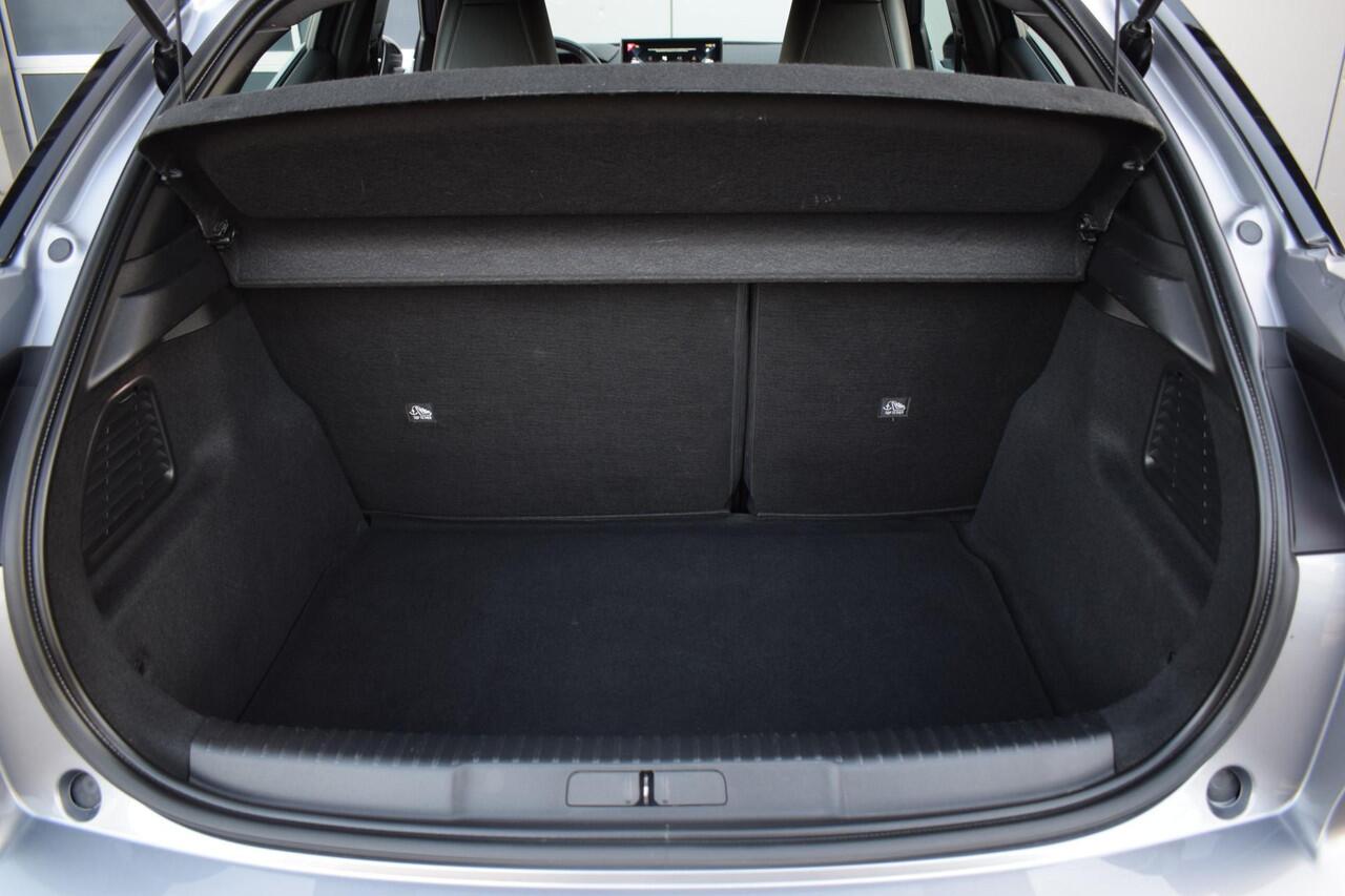 DS DS 3 CROSSBACK 1.2 PureTech Business | Afn. Trekhaak | Apple CarPlay | Half Leer | Climate