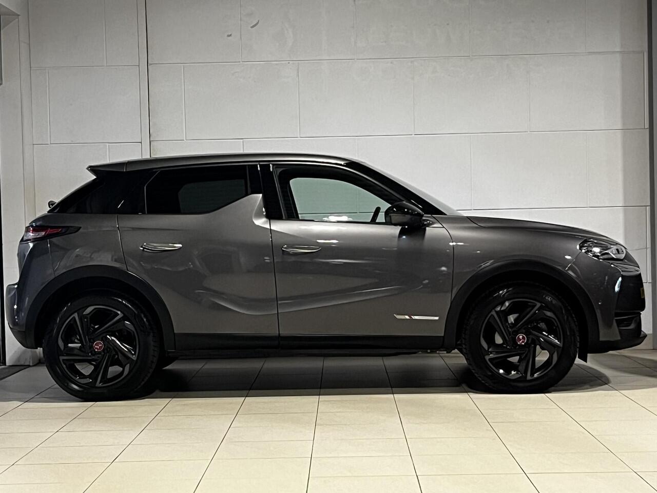DS DS 3 CROSSBACK Performance Line+ 1.2 Turbo 130pk EAT8 | HEAD-UP | LED MATRIX | STOELVERW. | ADAPTIVE CRUISE | NAVI | 180° CAMERA | KEYLESS | APPLE CARPLAY / ANDROID AUTO | ISOFIX |