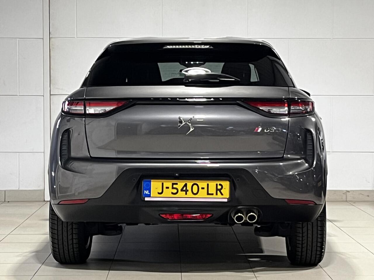 DS DS 3 CROSSBACK Performance Line+ 1.2 Turbo 130pk EAT8 | HEAD-UP | LED MATRIX | STOELVERW. | ADAPTIVE CRUISE | NAVI | 180° CAMERA | KEYLESS | APPLE CARPLAY / ANDROID AUTO | ISOFIX |