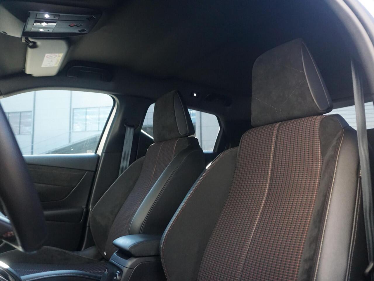 DS DS 3 CROSSBACK E-Tense Performance Line 50 kWh | SoH 92,4 % | Navigatie pro | Parkpilot/Camera | HUD | Keyless |