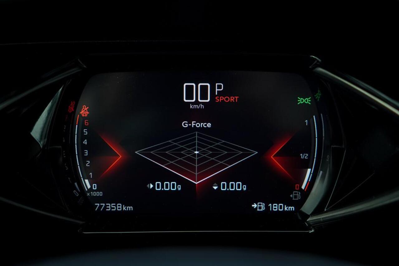 DS DS 3 CROSSBACK 1.2 PureTech Grand Chic / Opera / Aut / Adaptive Cruise / Carplay / Leder