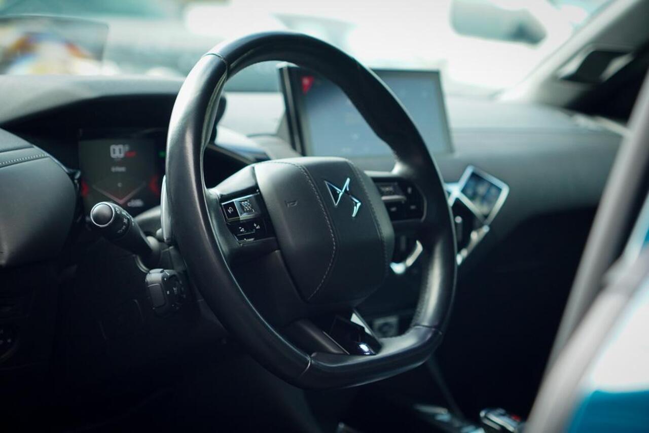 DS DS 3 CROSSBACK 1.2 PureTech Grand Chic / Opera / Aut / Adaptive Cruise / Carplay / Leder