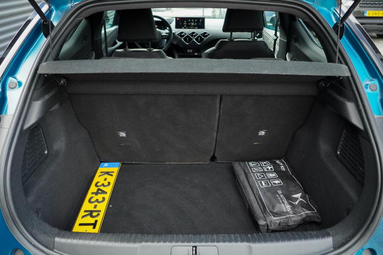 DS DS 3 CROSSBACK 1.2 PureTech Grand Chic / Opera / Aut / Adaptive Cruise / Carplay / Leder