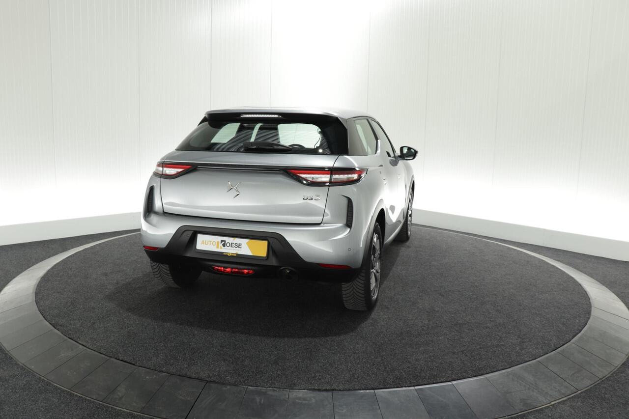 DS DS 3 CROSSBACK PureTech 100 Montmartre | Parkeersensoren | Apple Carplay | Allseason Banden | Navigatie | Climate Control