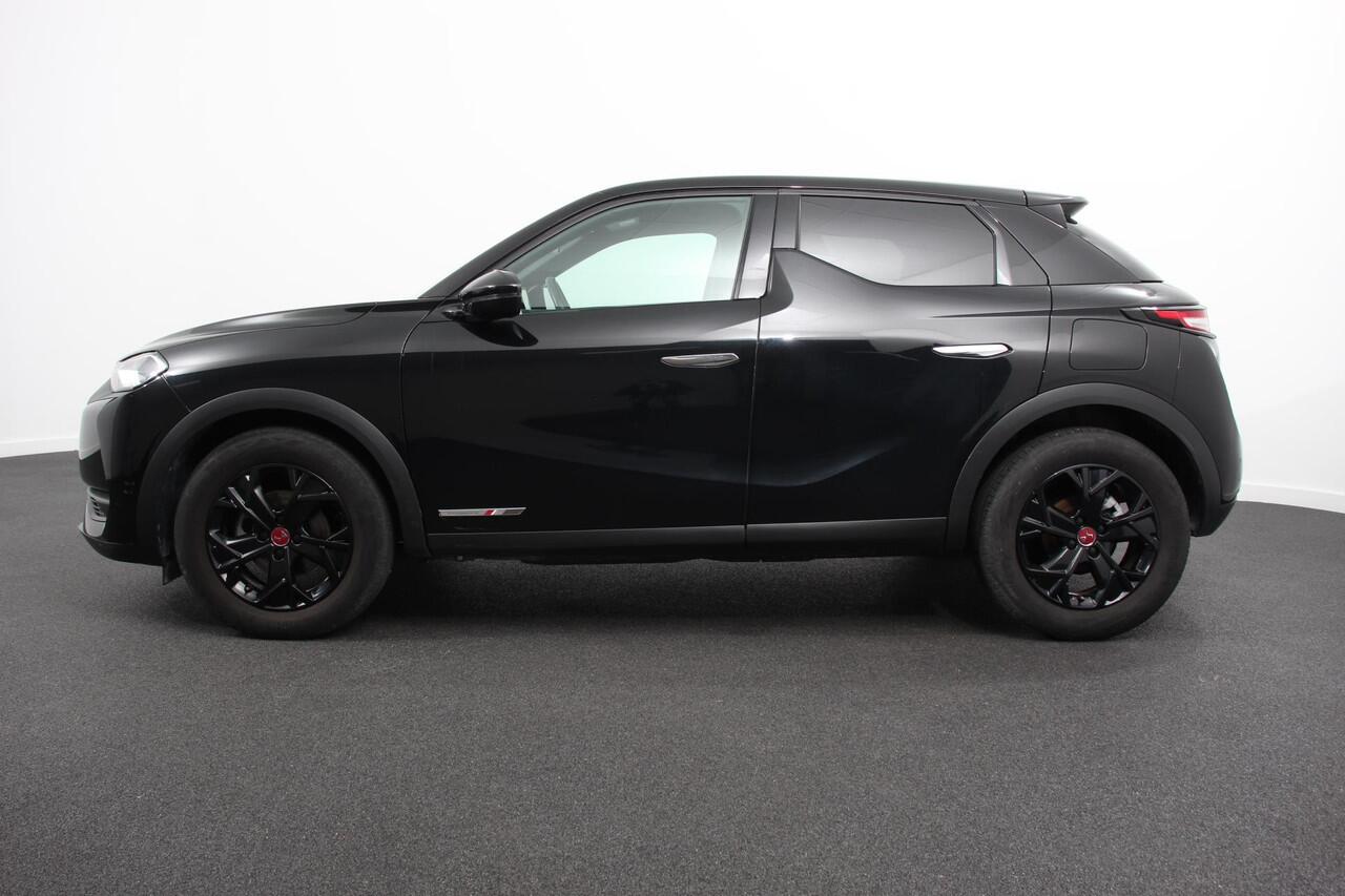 DS DS 3 CROSSBACK 1.2 PureTech 130 PK Automaat Performance Line | Climate Control | Parkeer sensoren Achter | Lichtmetalen velgen