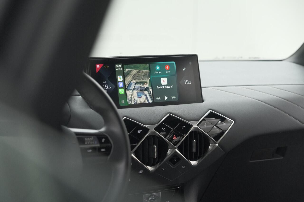 DS DS 3 CROSSBACK PureTech 100 Montmartre | Parkeersensoren | Apple Carplay | Allseason Banden | Navigatie | Climate Control