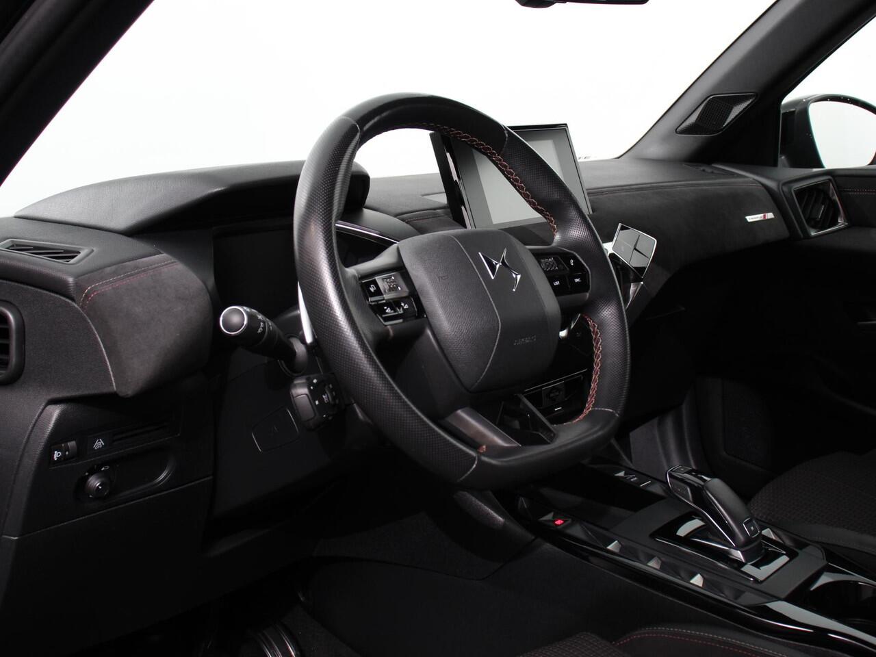 DS DS 3 CROSSBACK 1.2 PureTech 130 PK Automaat Performance Line | Climate Control | Parkeer sensoren Achter | Lichtmetalen velgen