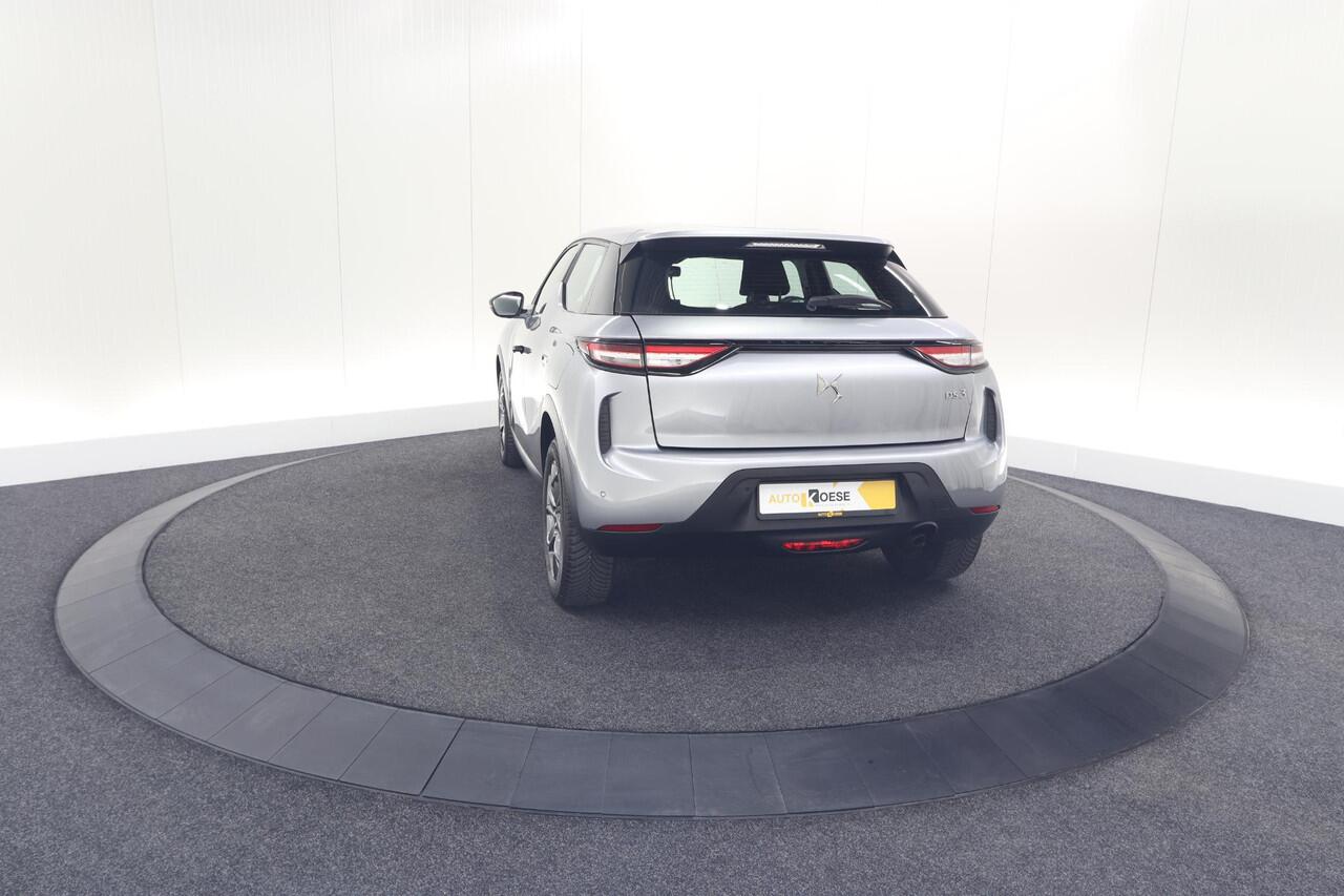 DS DS 3 CROSSBACK PureTech 100 Montmartre | Parkeersensoren | Apple Carplay | Allseason Banden | Navigatie | Climate Control