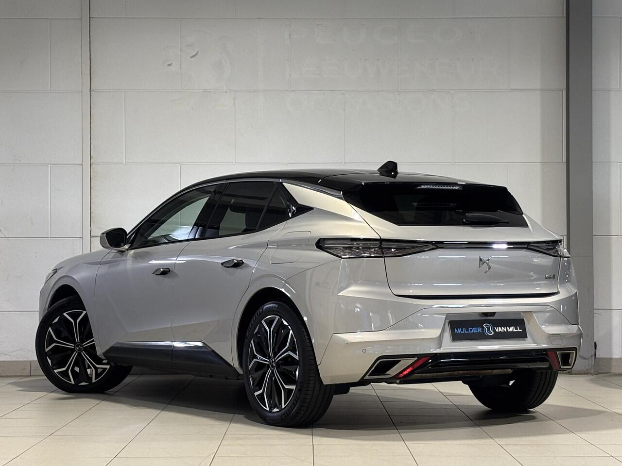 DS DS 4 Rivoli+ e-Tense Hybrid 225pk PHEV e-EAT8 | FOCAL HIFI | HANDSFREE A.KLEP | 360° CAMERA | NAPPA LEDER | STOELMASSAGE | STOELKOELING+VERW. | TWO-TONE