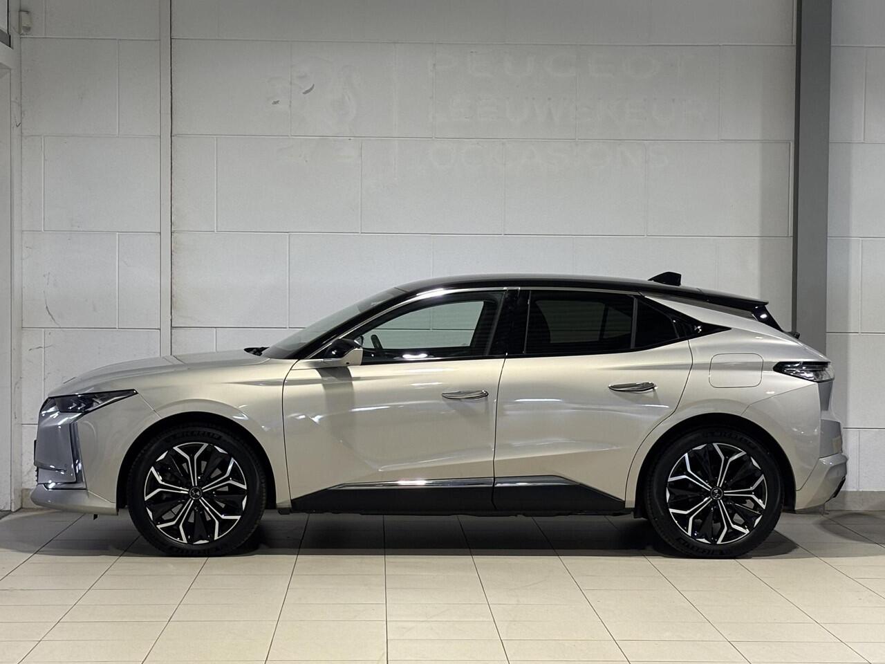 DS DS 4 Rivoli+ e-Tense Hybrid 225pk PHEV e-EAT8 | FOCAL HIFI | HANDSFREE A.KLEP | 360° CAMERA | NAPPA LEDER | STOELMASSAGE | STOELKOELING+VERW. | TWO-TONE