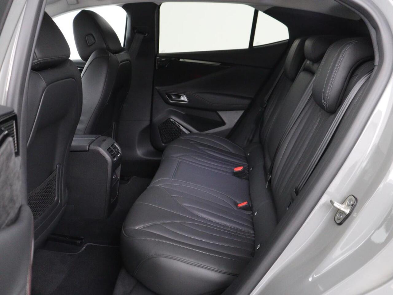 DS DS 4 1.6 PHEV 225 Étoile | Leder | Trekhaak | Matrix LED | Head-Up | Camera | Carplay | Navigatie | Adaptive cruise | Keyless | Alcantara | Plug In