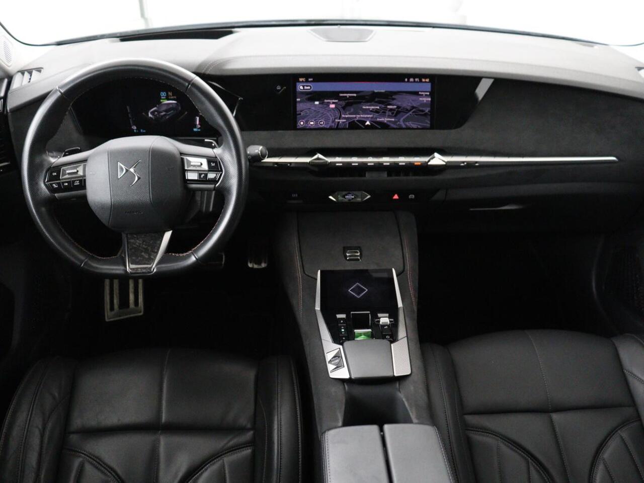 DS DS 4 1.6 PHEV 225 Étoile | Leder | Trekhaak | Matrix LED | Head-Up | Camera | Carplay | Navigatie | Adaptive cruise | Keyless | Alcantara | Plug In