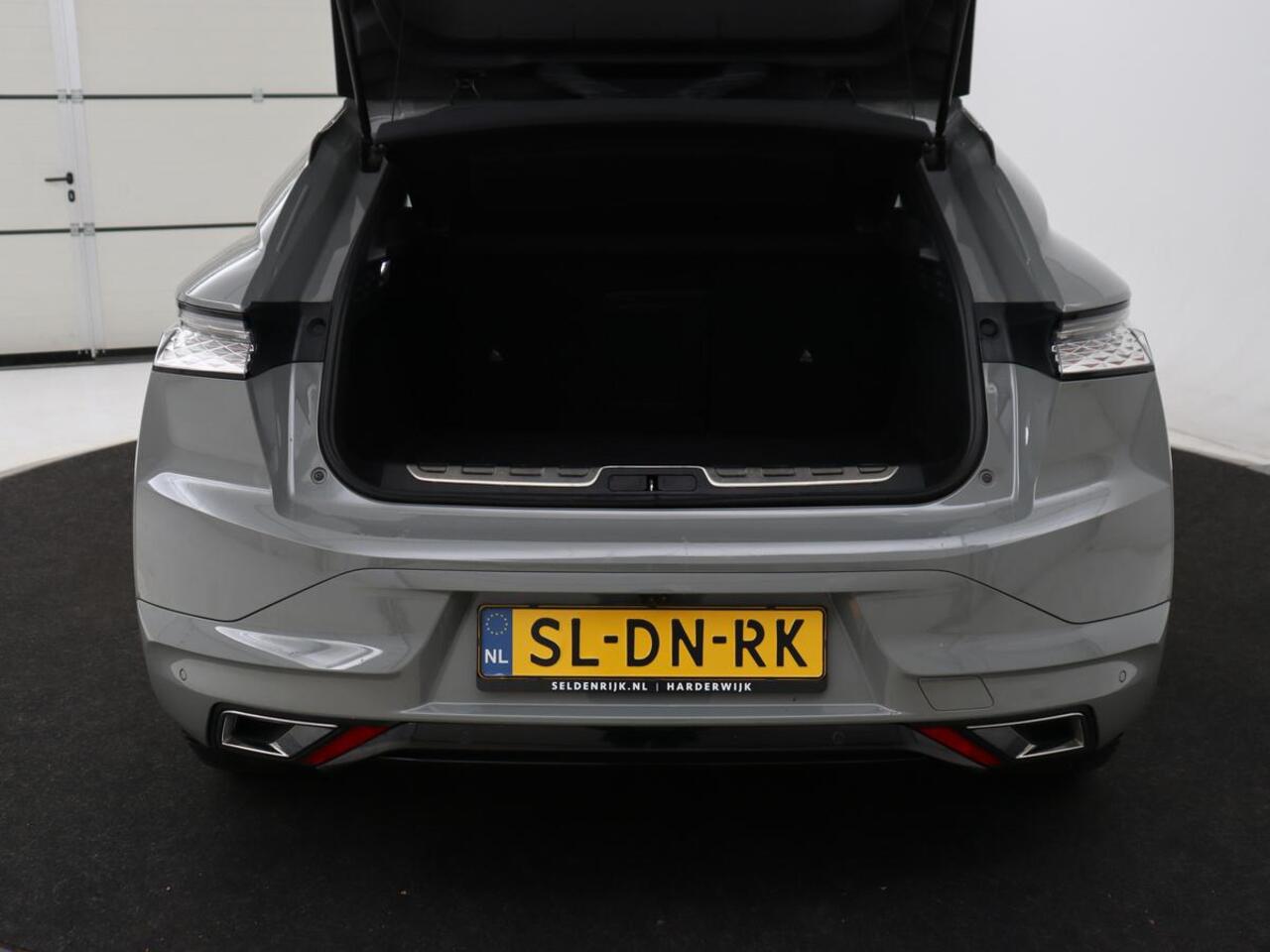 DS DS 4 1.6 PHEV 225 Étoile | Leder | Trekhaak | Matrix LED | Head-Up | Camera | Carplay | Navigatie | Adaptive cruise | Keyless | Alcantara | Plug In