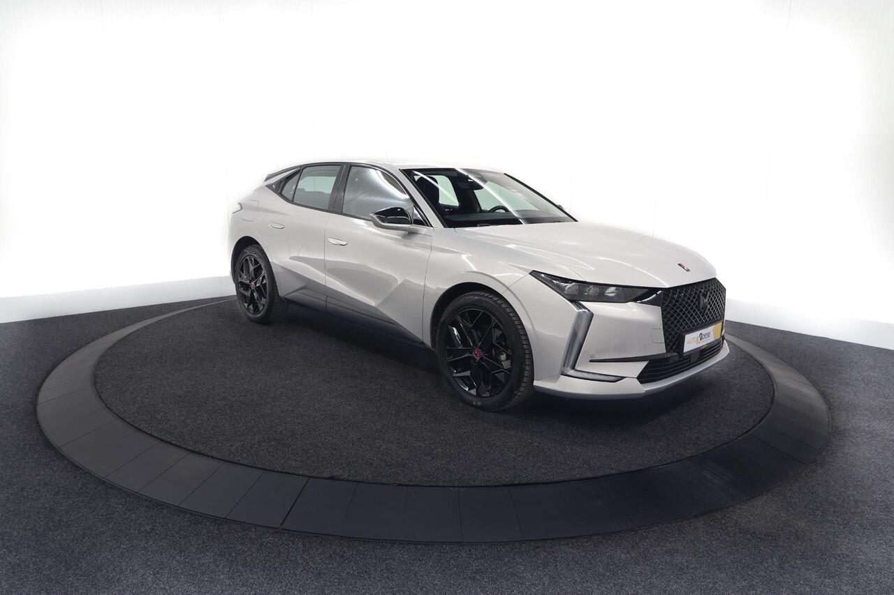 DS DS 4 PureTech 130 EAT8 Performance Line | Camera | Apple Carplay | Alcantara® bekleding | Parkeersensensoren